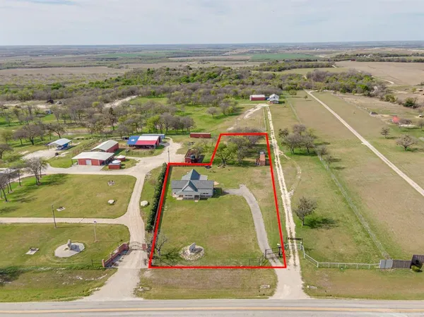 $305,000 | 4889 Farm To Market Road 934, Itasca, TX 76055