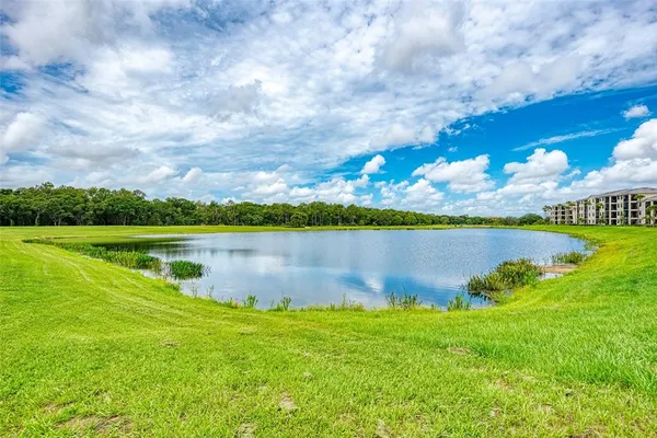 $1,950 | 17704 Gawthrop Drive, Unit 207, Bradenton, FL 34211