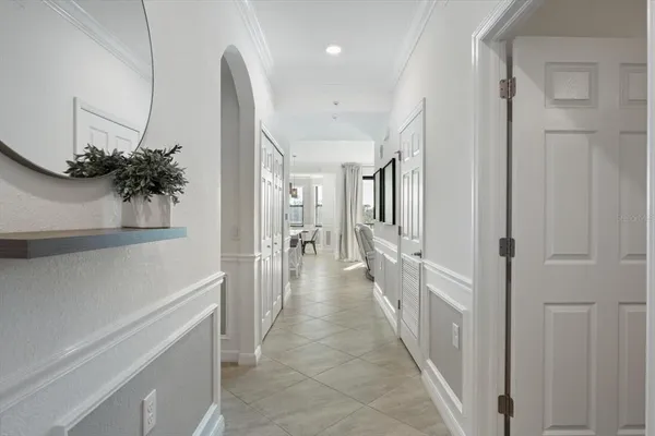 $1,950 | 17704 Gawthrop Drive, Unit 207, Bradenton, FL 34211