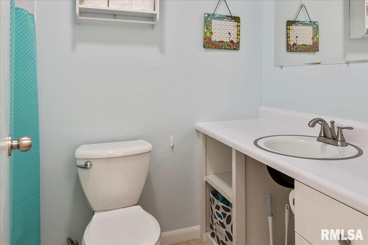 47 Villanova Drive Springfield, IL 62703 - Photo 13 of 34