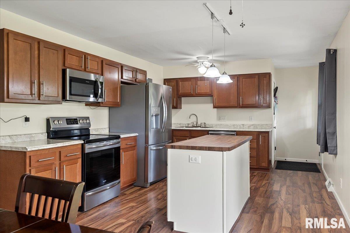47 Villanova Drive Springfield, IL 62703 - Photo 10 of 34