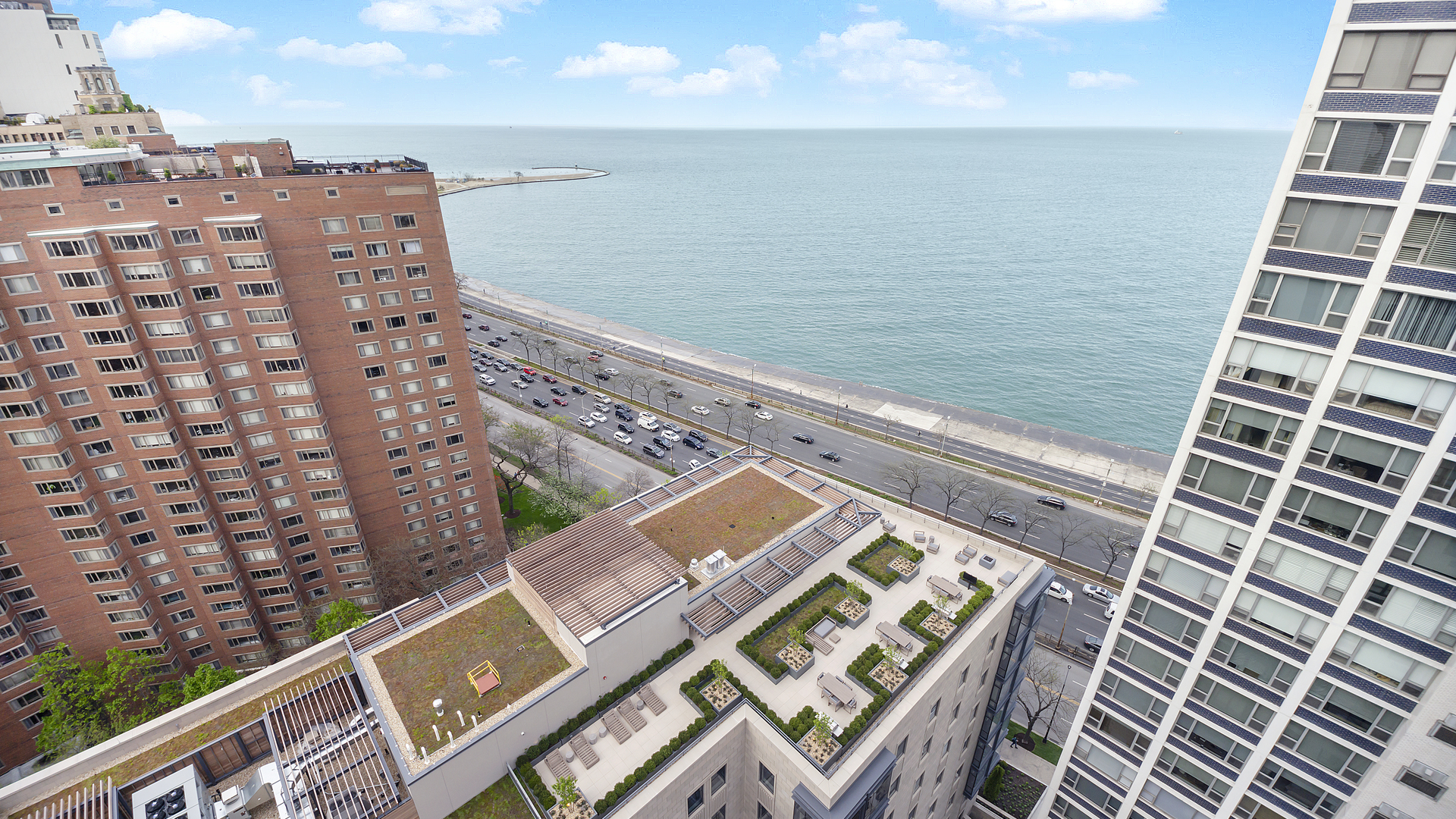 1313 North Ritchie Court, Unit 2405 Chicago, IL 60610 - Photo 21 of 26 a view of buildings