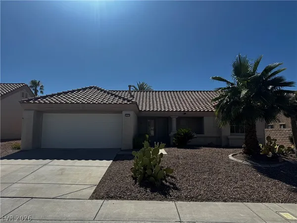 $1,975 | 2533 Tumble Brook Drive, Las Vegas, NV 89134