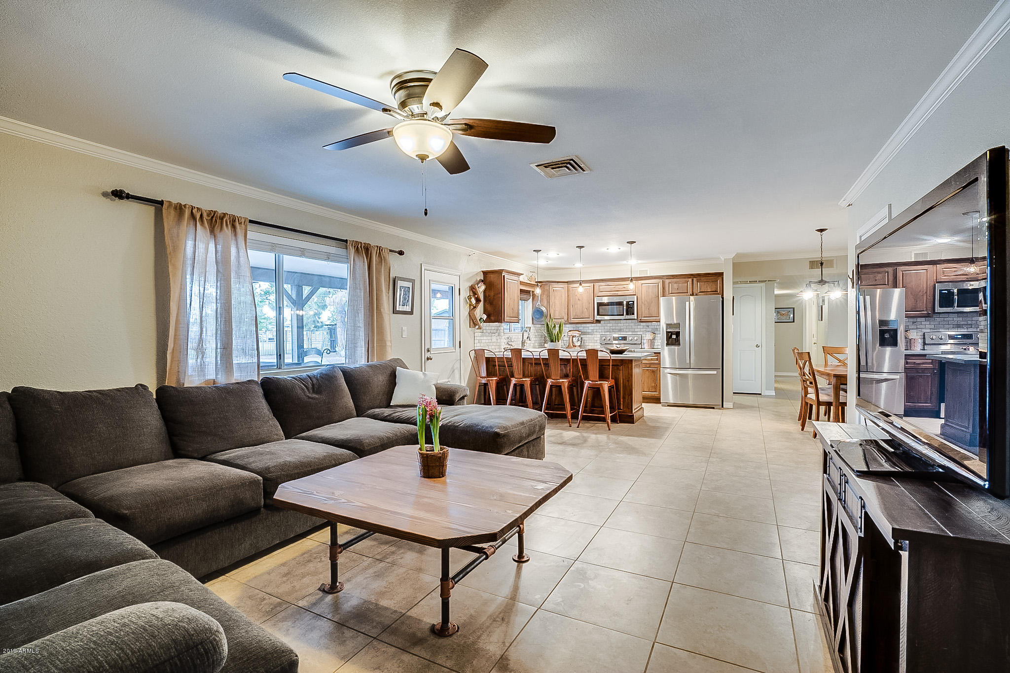 976 East Gunstock Road Chandler, AZ 85286 - Photo 5 of 63 Large family Room