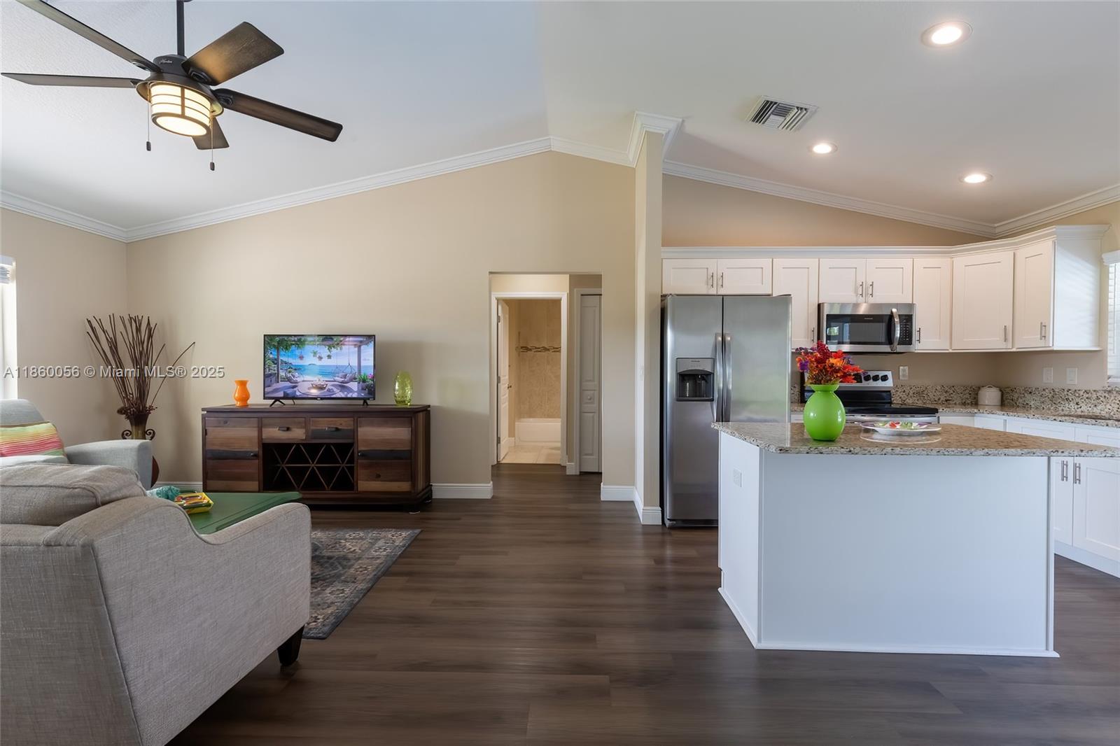 36 Lakeside Trail Lake Placid, FL 33852 - Photo 18 of 48