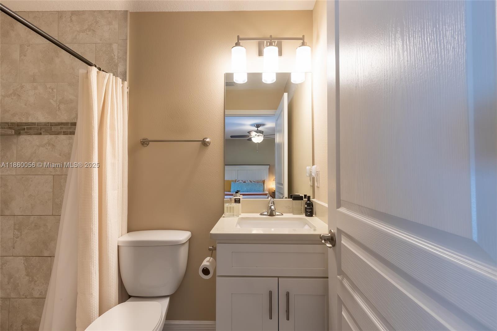 36 Lakeside Trail Lake Placid, FL 33852 - Photo 27 of 48 Master bathroom