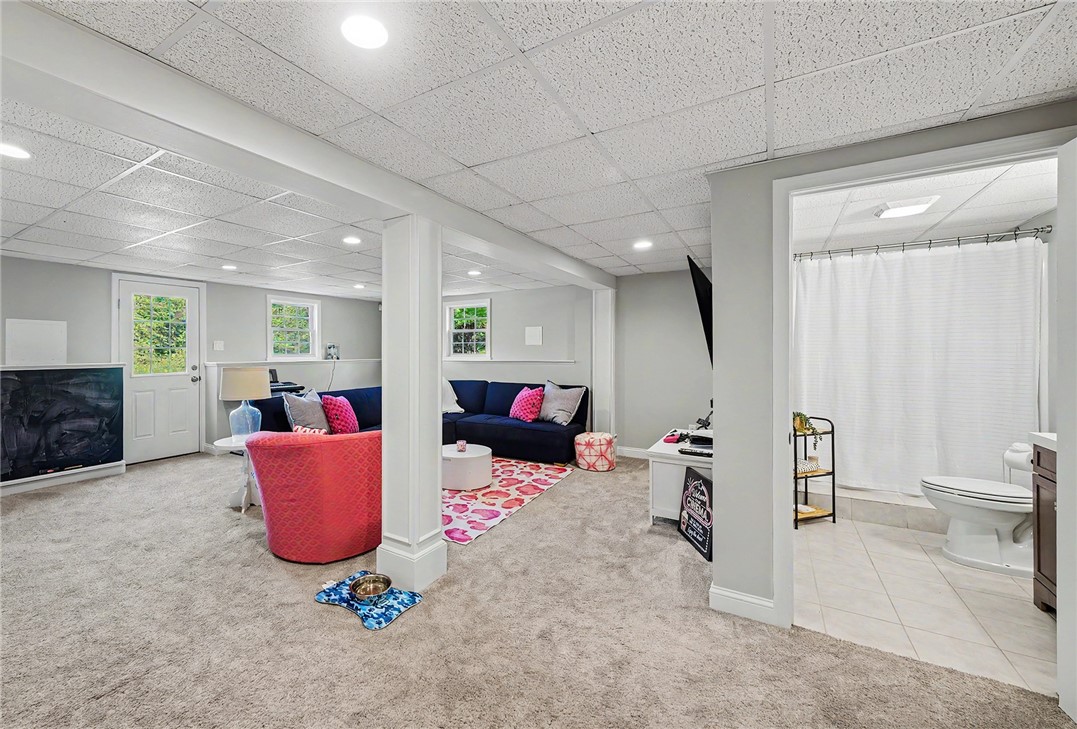 239 Abbott Run Valley Road Cumberland, RI 02864 - Photo 31 of 46