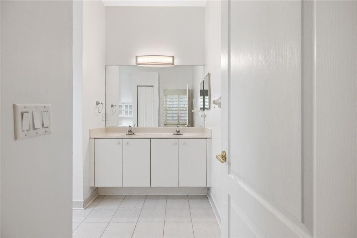 6300 Spring Lake Terrace Fort Pierce, FL 34951 - Photo 6 of 54 Photo 6