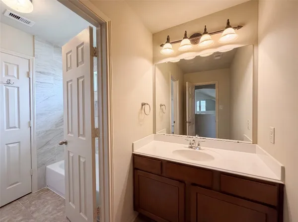 $406,000 | 4710 Autumn Pine Lane, Houston, TX 77084
