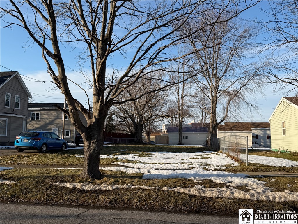 166 West 2nd Street Dunkirk, NY 14048 - Photo 2 of 2