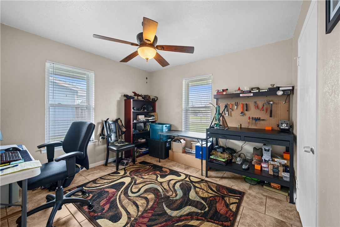 464 Sunset Ingleside, TX 78362 - Photo 23 of 35 a view of a workspace with furniture