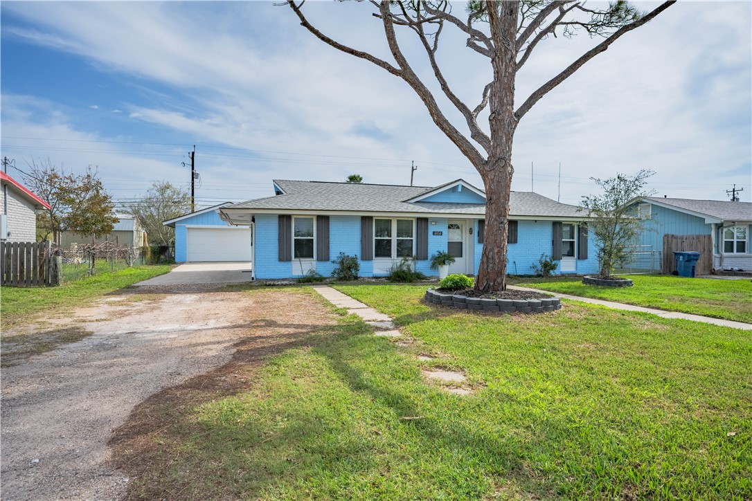 464 Sunset Ingleside, TX 78362 - Photo 25 of 35 a view of house with a big yard and large trees