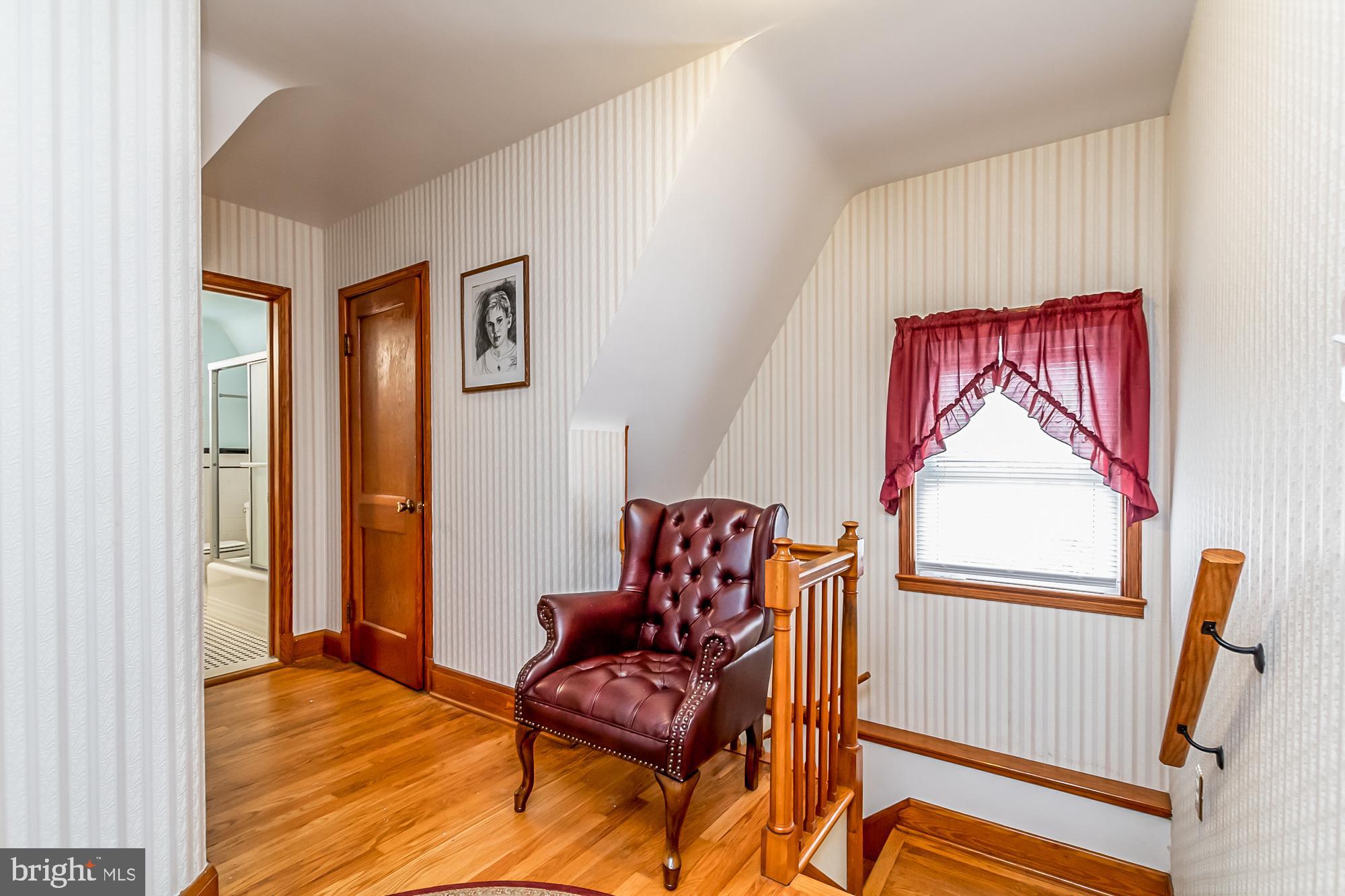 2902 Willoughby Road Baltimore, MD 21234 - Photo 25 of 35 2nd Floor Landing
