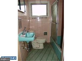 2016 South Mildred Street Philadelphia, PA 19148 - Photo 4 of 9 Bathroom