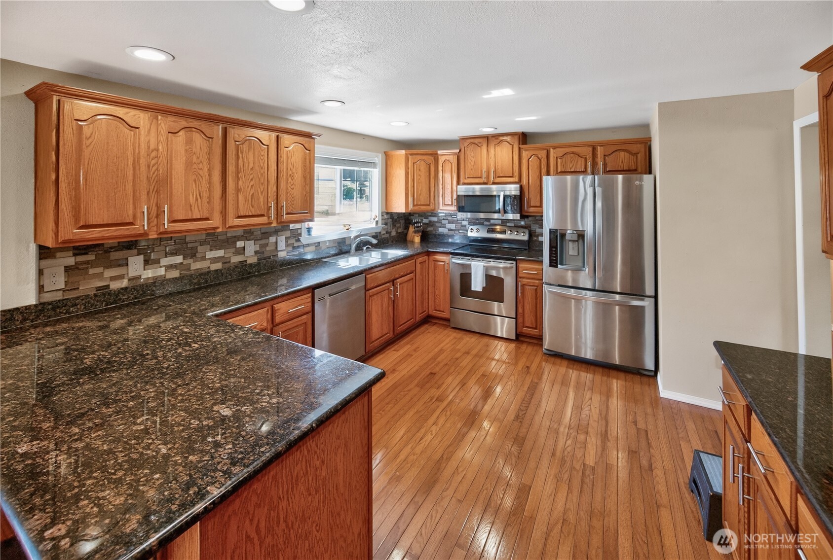 1222 Palm Drive Fircrest, WA 98466 - Photo 8 of 30