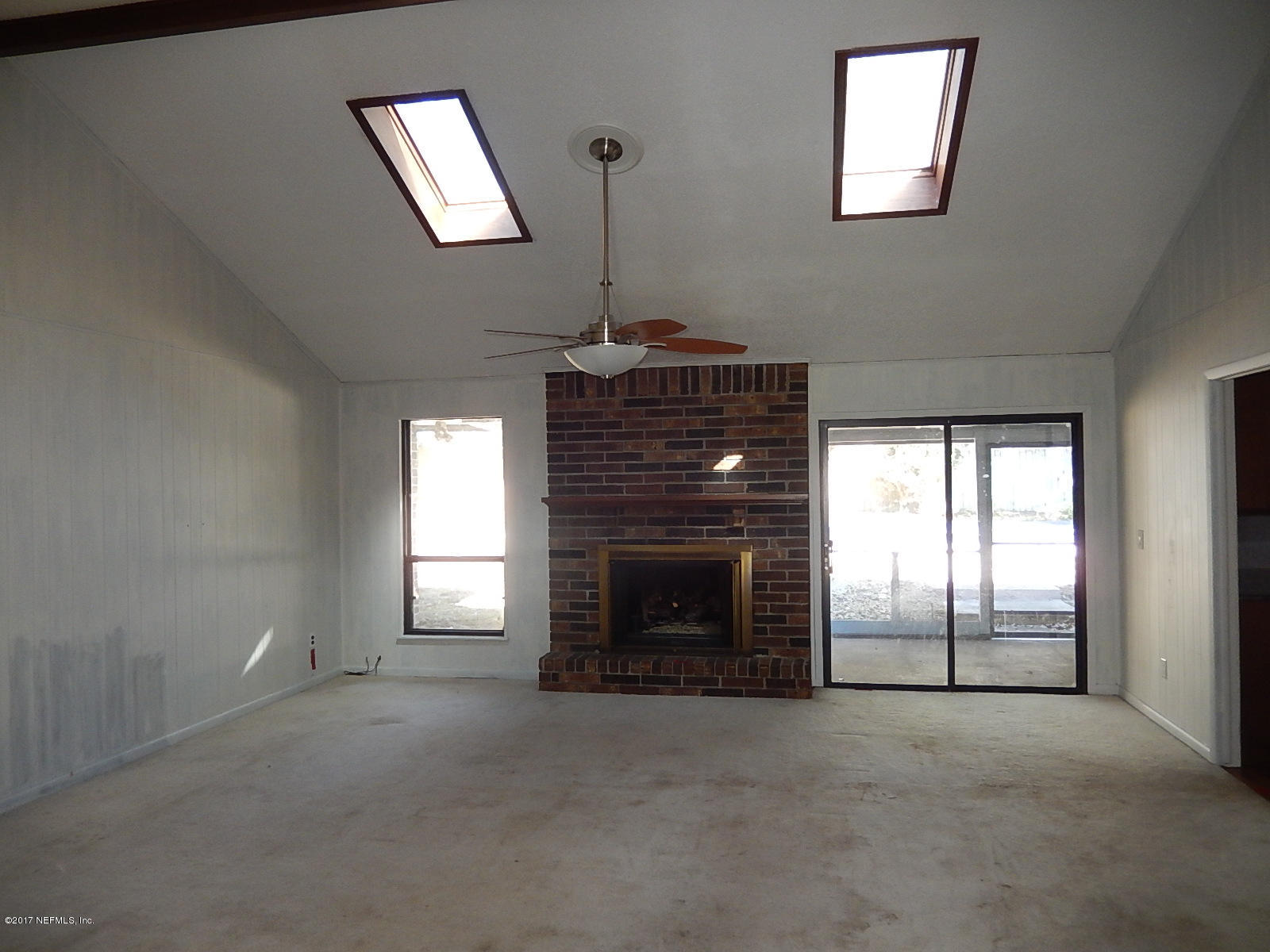 3573 Lawrence Road Orange Park, FL 32073 - Photo 14 of 40 family room