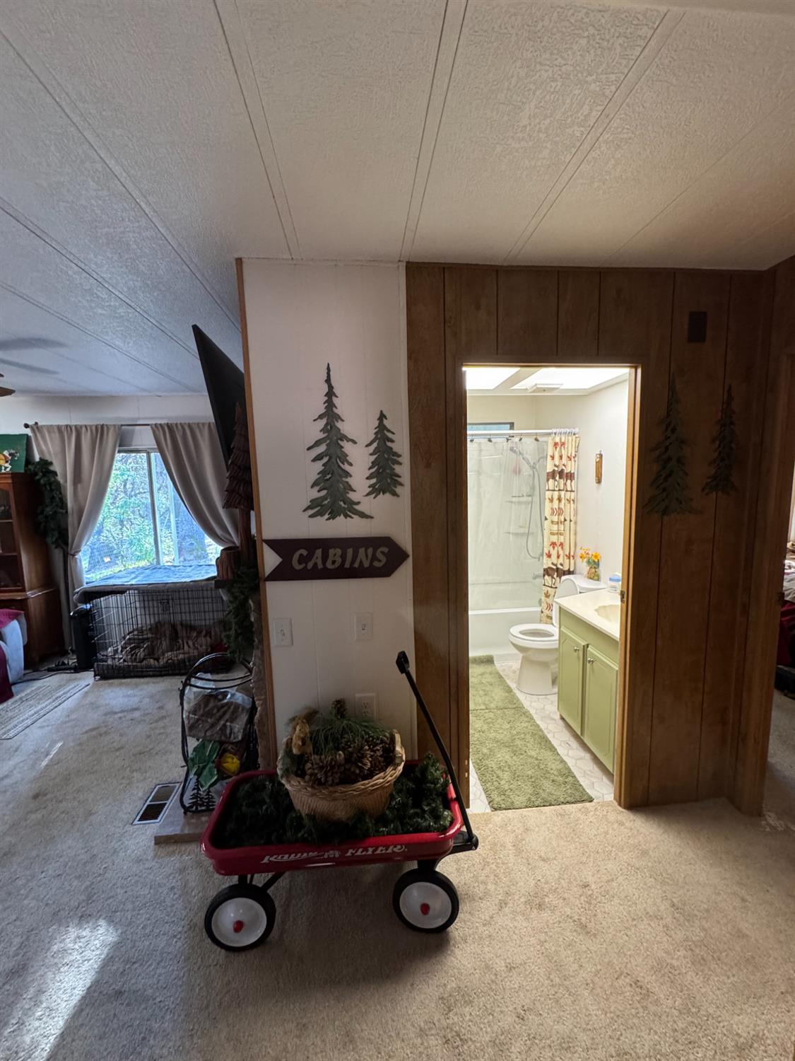 4420 Pleasant Valley Road, Unit 130 Diamond Springs, CA 95619 - Photo 33 of 39 a room with gym equipment and a table