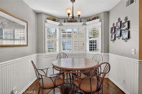 $1,095,000 | 6105 Avenida De Castillo, Long Beach, CA 90803