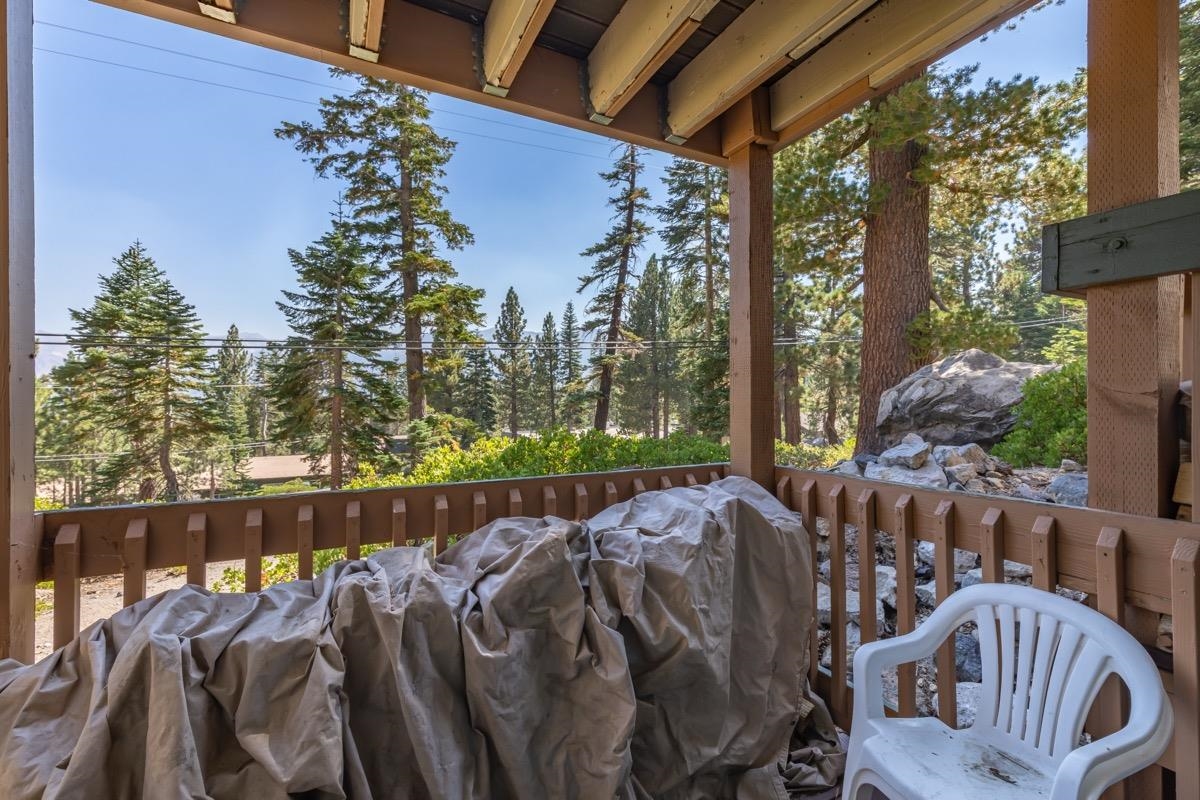 25 Lee Road, Unit 111 Mammoth Lakes, CA 93546 - Photo 24 of 32 a view of balcony with furniture