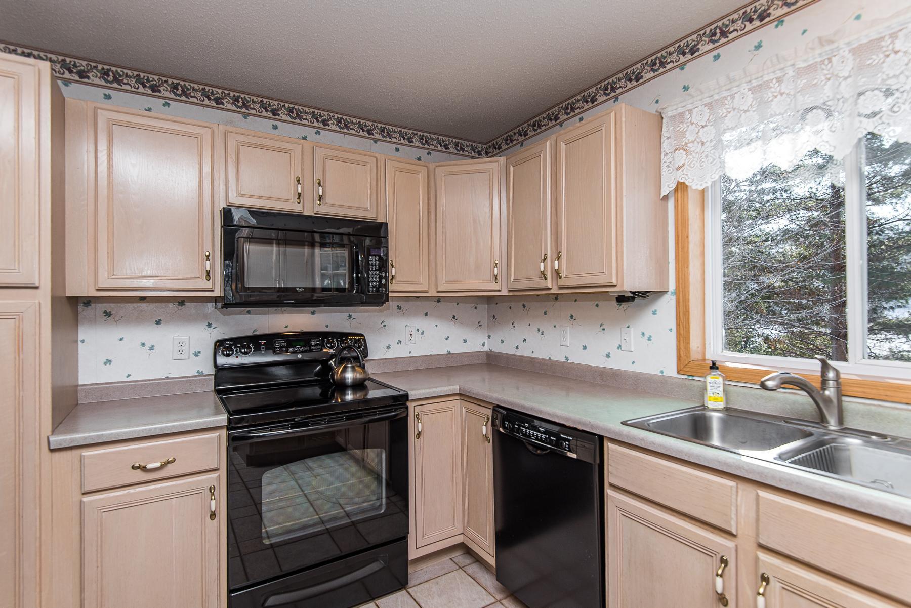 572 Oak Valley Lane Northwest Rochester, MN 55901 - Photo 1 of 1 Gallery Image 1