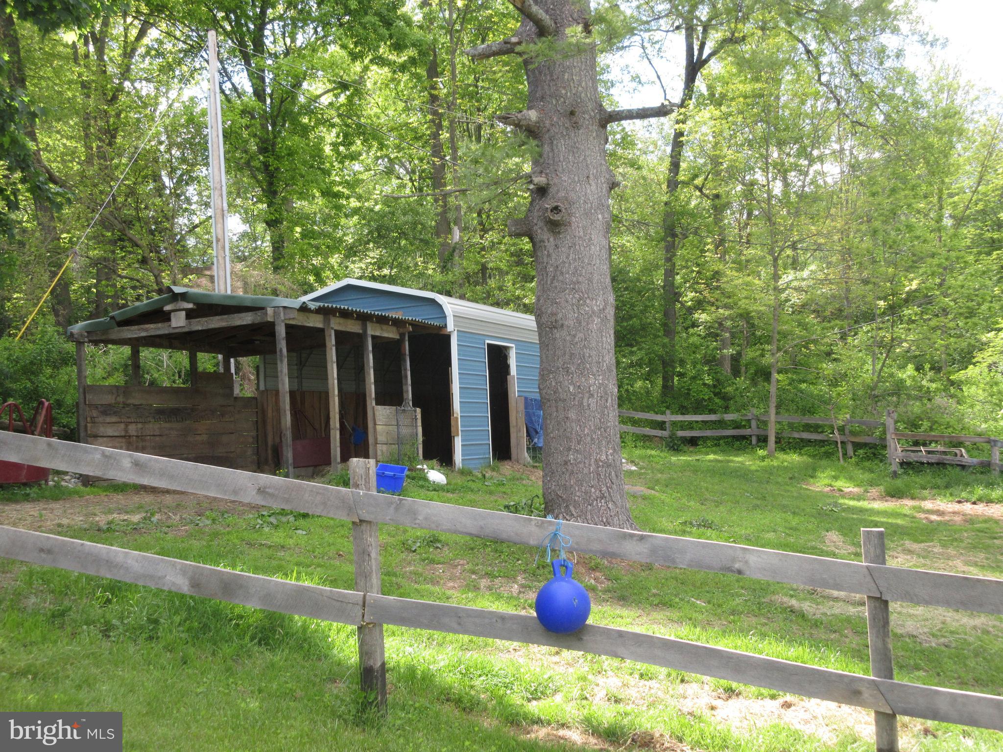 15662 Whitcraft Road New Freedom, PA 17349 - Photo 4 of 7 Gallery Image 4