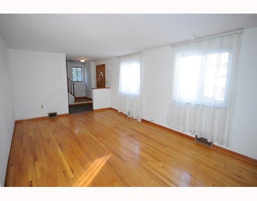 28 Newton Road Braddock Hills, PA 15221 - Photo 3 of 11 Living Room.
