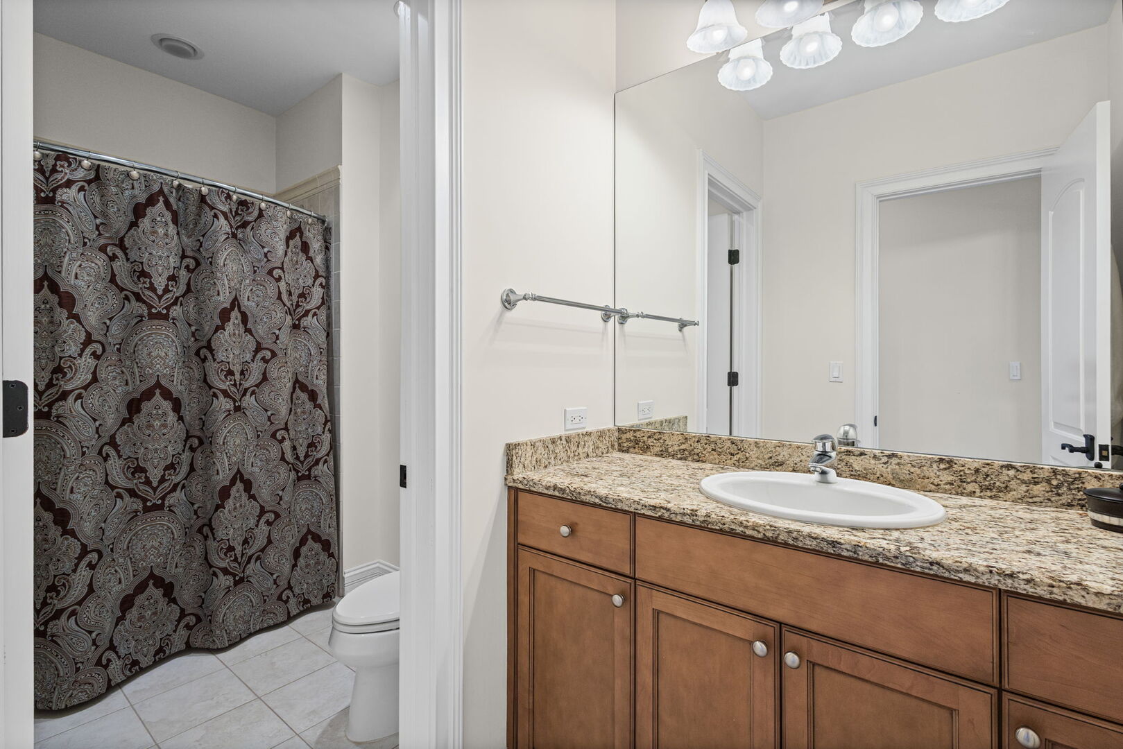 594 Plum Tree Road Barrington, IL 60010 - Photo 43 of 73 Gallery Image 43
