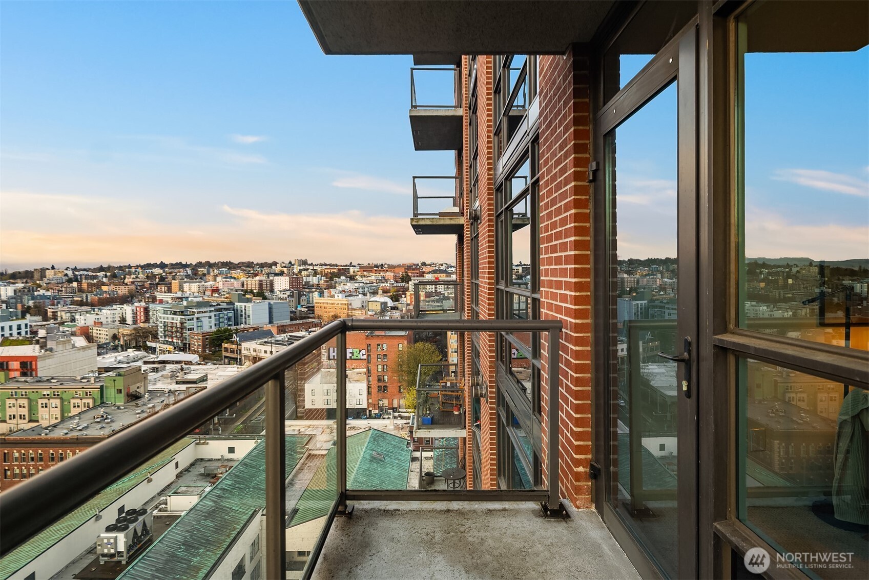 1420 Terry Avenue, Unit 1801 Seattle, WA 98101 - Photo 20 of 40