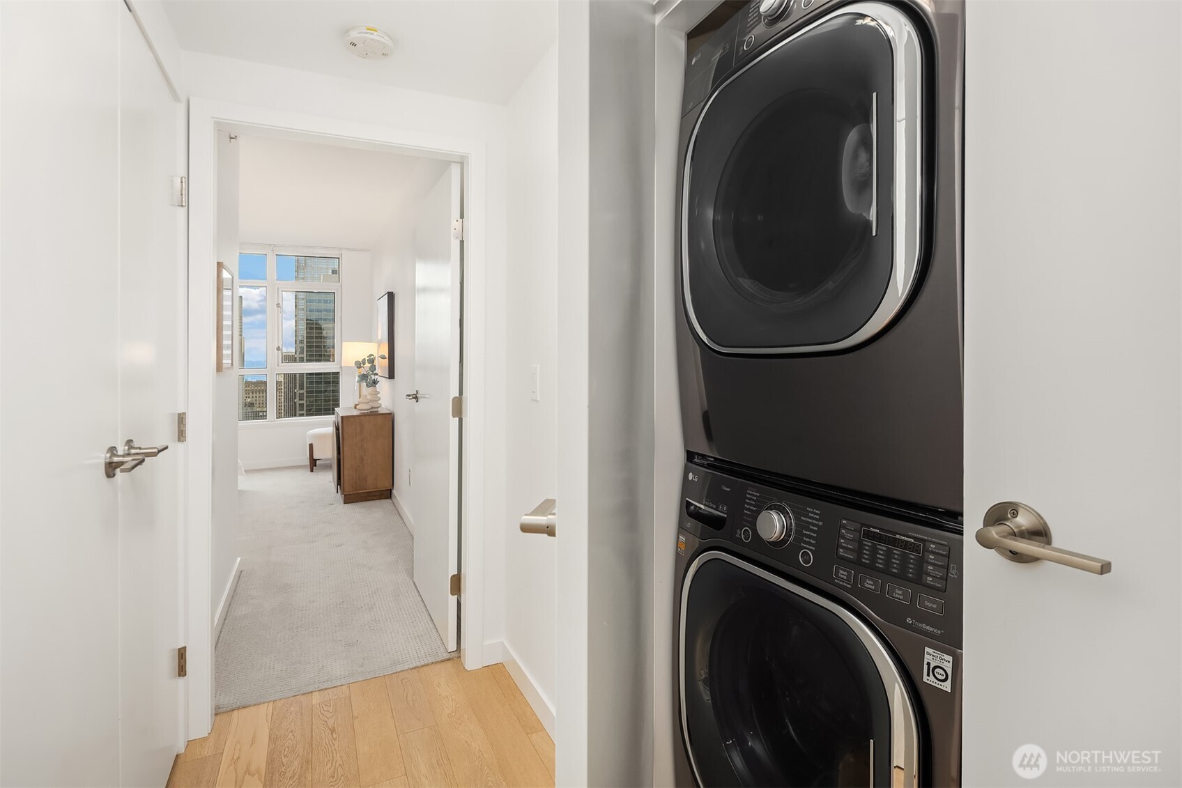 1420 Terry Avenue, Unit 1801 Seattle, WA 98101 - Photo 27 of 40