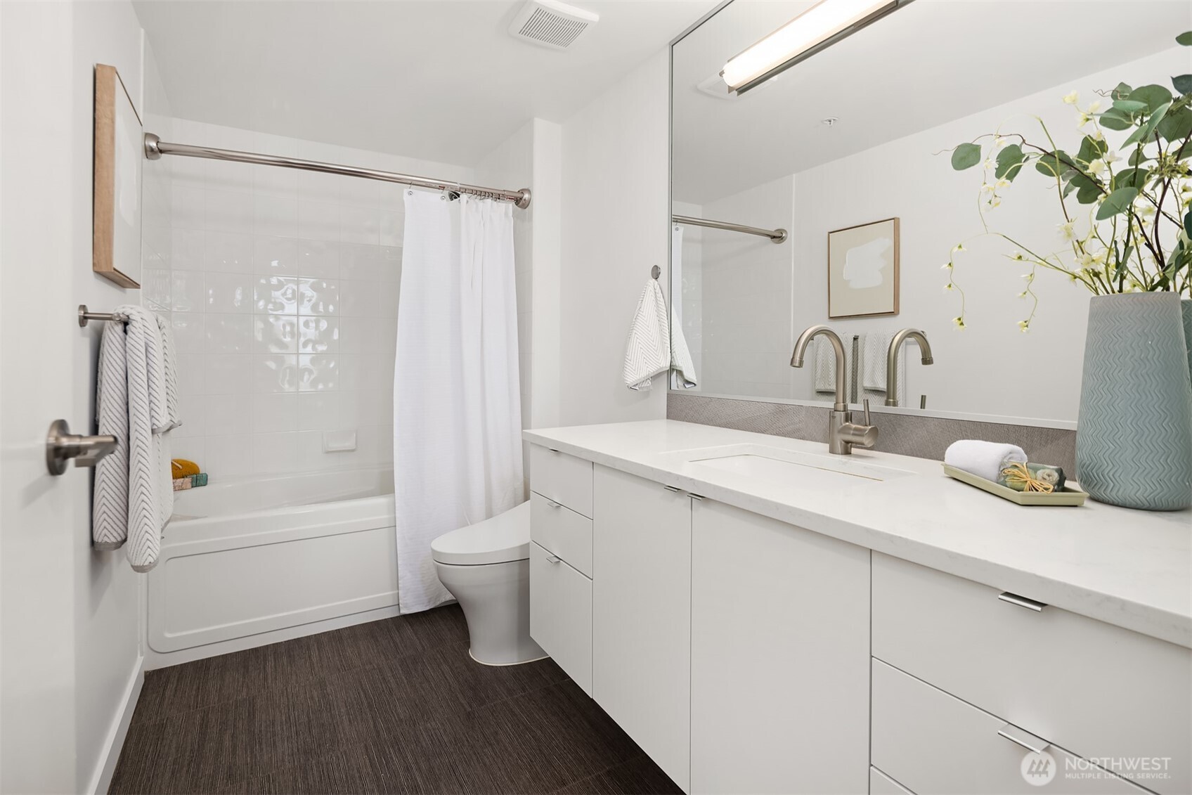 1420 Terry Avenue, Unit 1801 Seattle, WA 98101 - Photo 31 of 40