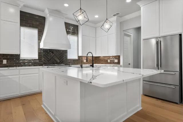 $590,000 | 7516 57th Street, Lubbock, TX 79407