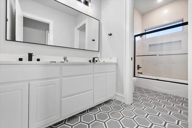 $590,000 | 7516 57th Street, Lubbock, TX 79407