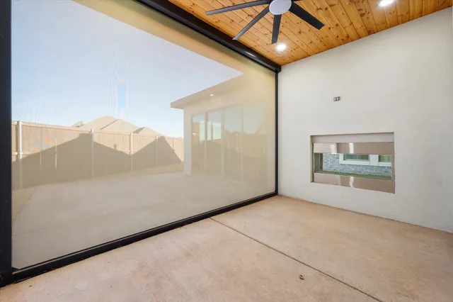 $590,000 | 7516 57th Street, Lubbock, TX 79407