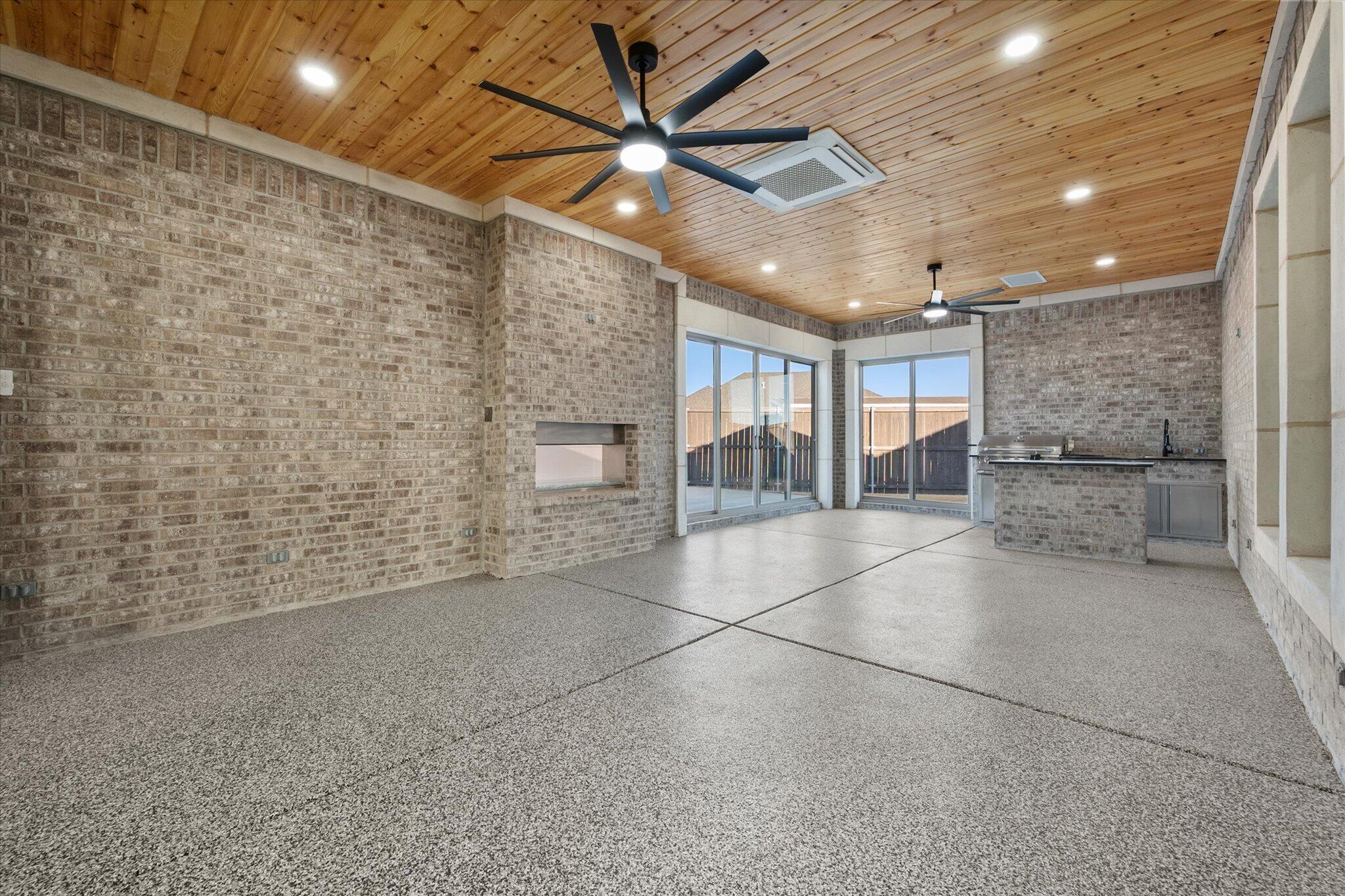 7516 57th Street Lubbock, TX 79407 - Photo 30 of 35 a view of empty room with a ceiling fan