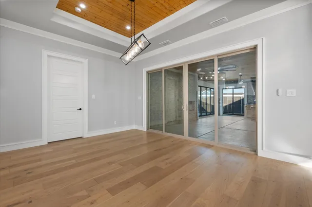 $590,000 | 7516 57th Street, Lubbock, TX 79407