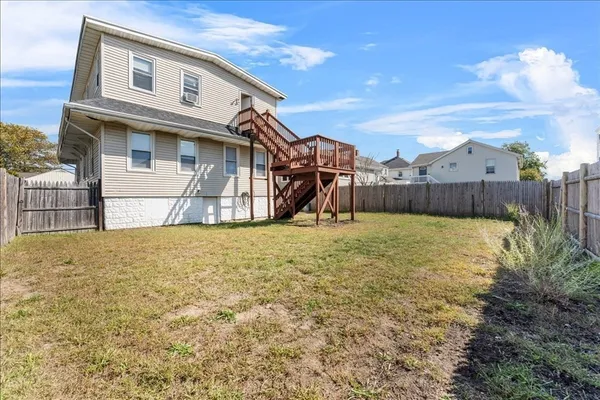 $2,600 | 49 A Massasoit Avenue, Unit 2, Hull, MA 02045
