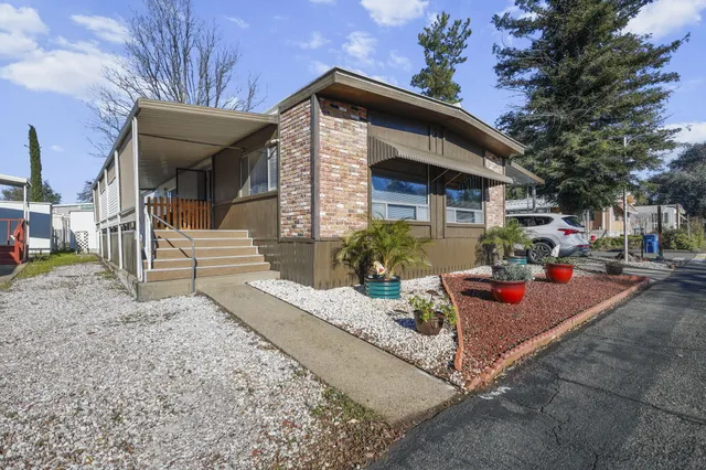 $62,500 | 1221 East Cypress Avenue, Unit SPC 16, Redding, CA 96002