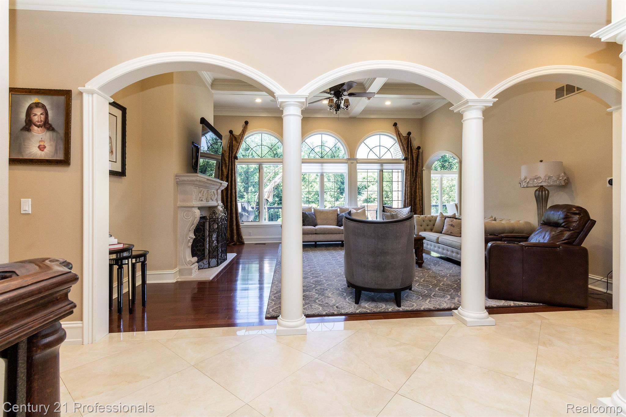 54158 Deer Ridge Court Rochester, MI 48307 - Photo 11 of 81 Gallery Image 11
