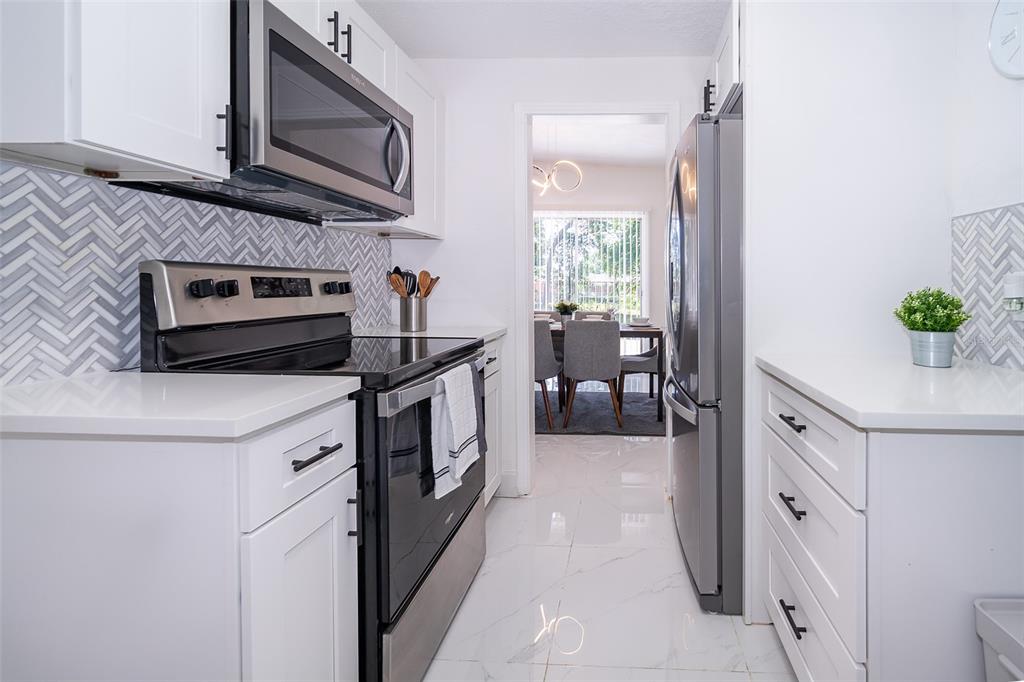 5815 Wolf Road Orlando, FL 32808 - Photo 15 of 22 Gallery Image 15