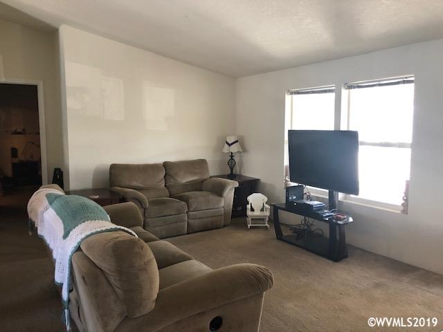 5087 Silver ( Loop, Unit 90 Salem, OR 97305 - Photo 4 of 27