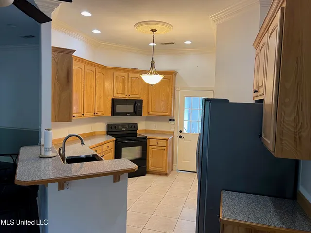 $1,900 | 9526 Laa Ln Court, Diamondhead, MS 39525