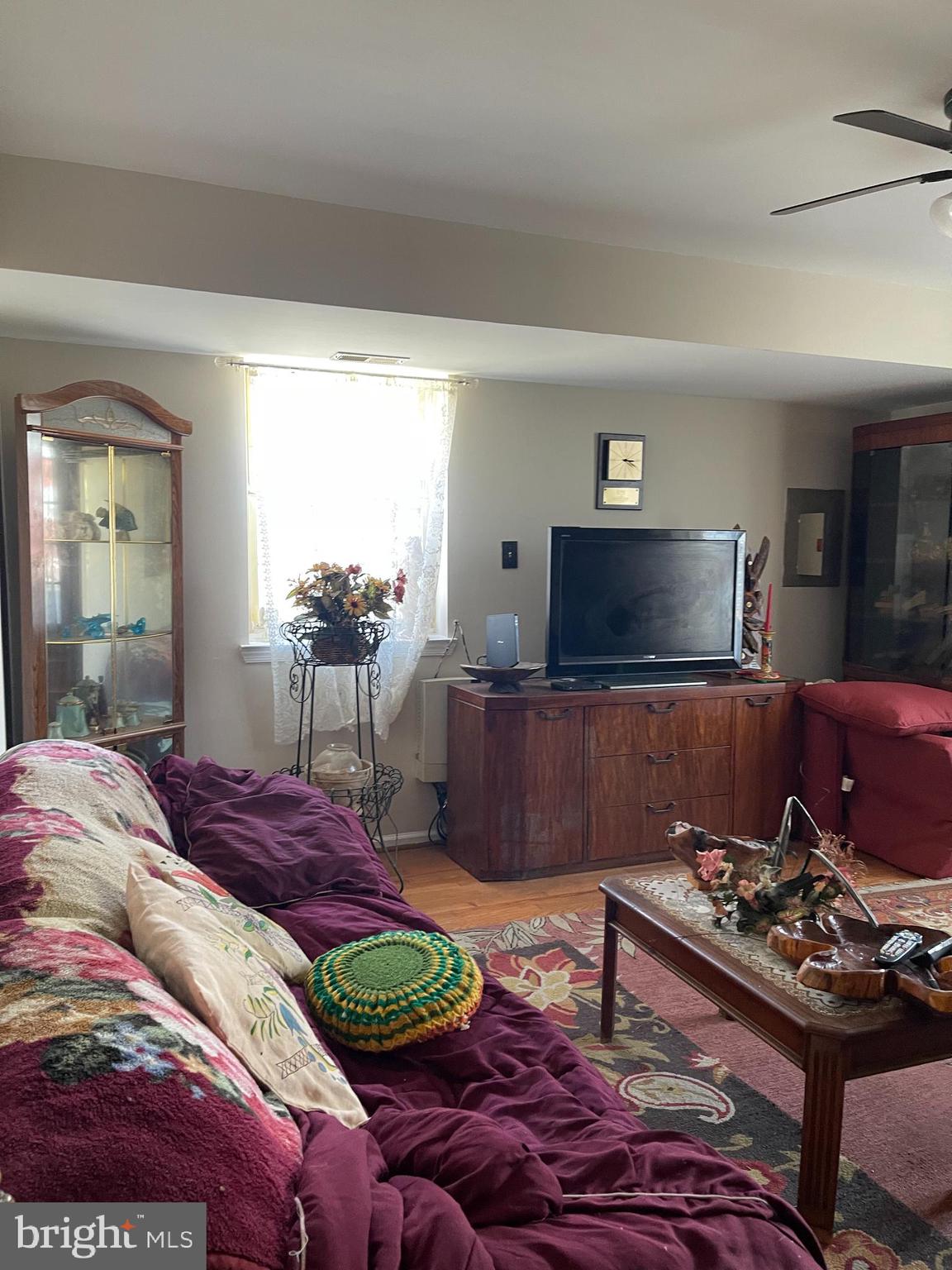 2029 Loney Street Philadelphia, PA 19152 - Photo 2 of 9