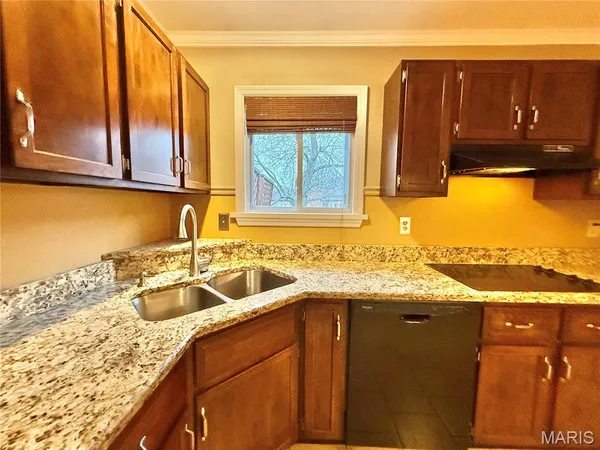 $319,900 | 4726 Bramble Berry Drive, St. Louis, MO 63129
