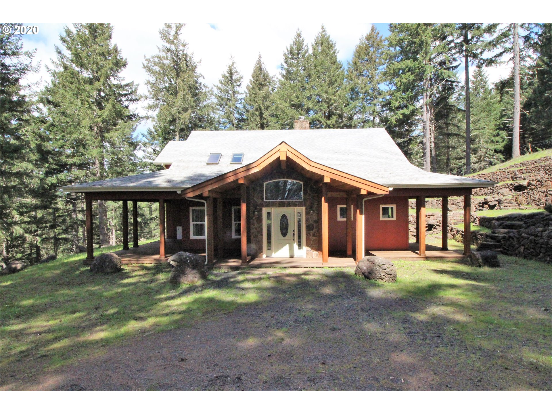 460 Hidden Spring Lane Drain, OR 97435 - Photo 1 of 27 Gallery Image 1