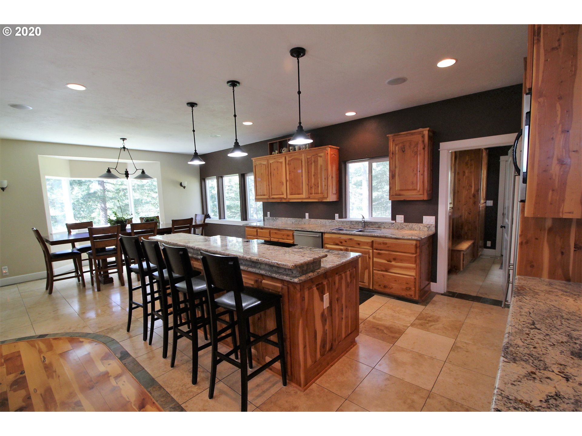 460 Hidden Spring Lane Drain, OR 97435 - Photo 13 of 27 Gallery Image 13
