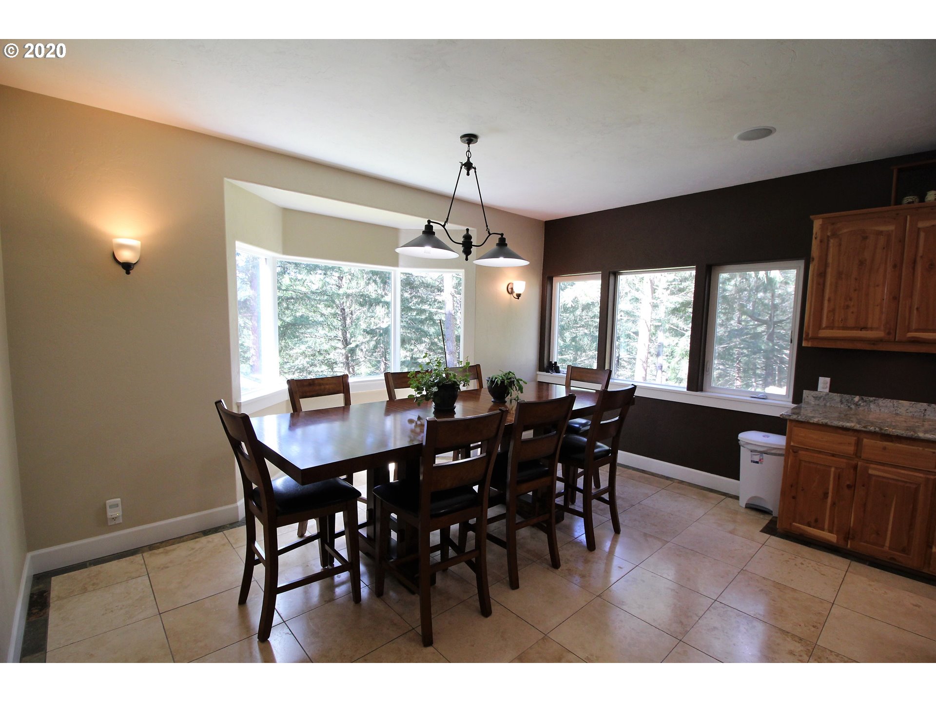 460 Hidden Spring Lane Drain, OR 97435 - Photo 14 of 27 Gallery Image 14