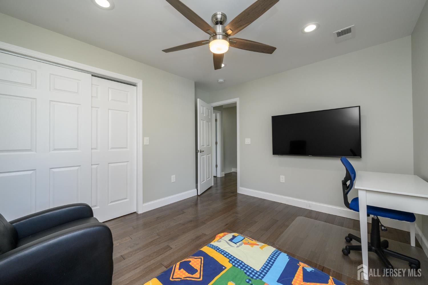 106 Greenbrook Road Green Brook, NJ 08812 - Photo 34 of 51