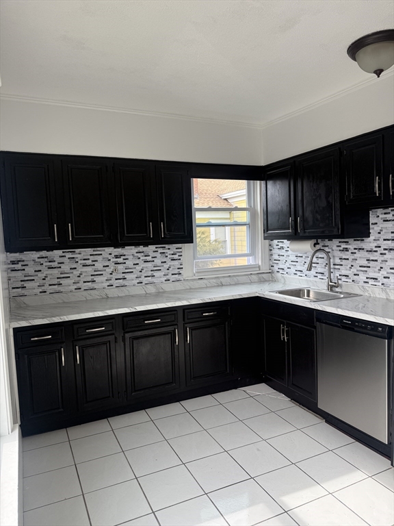 19 Harrison Street, Unit 2 Taunton, MA 02780 - Photo 3 of 8