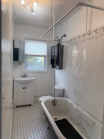 $2,200 | 19 Harrison Street, Unit 2, Taunton, MA 02780