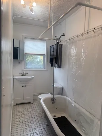 $2,200 | 19 Harrison Street, Unit 2, Taunton, MA 02780